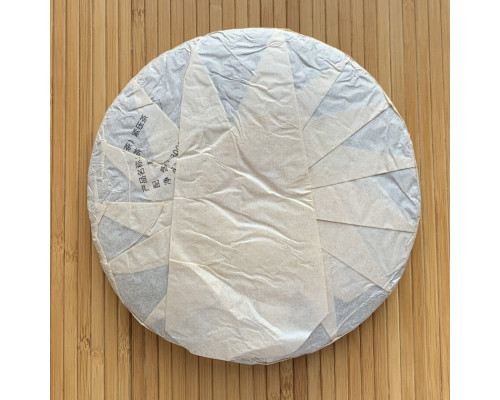 Шу пуер Lao Pu Er 2014 млинець 357 г