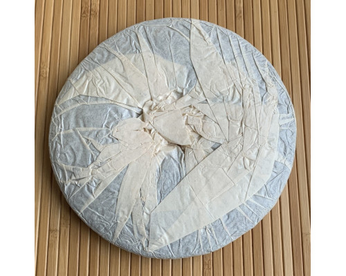 Шу пуер Yunnan Chi Tse Been Cha 2005 млинець 357 г